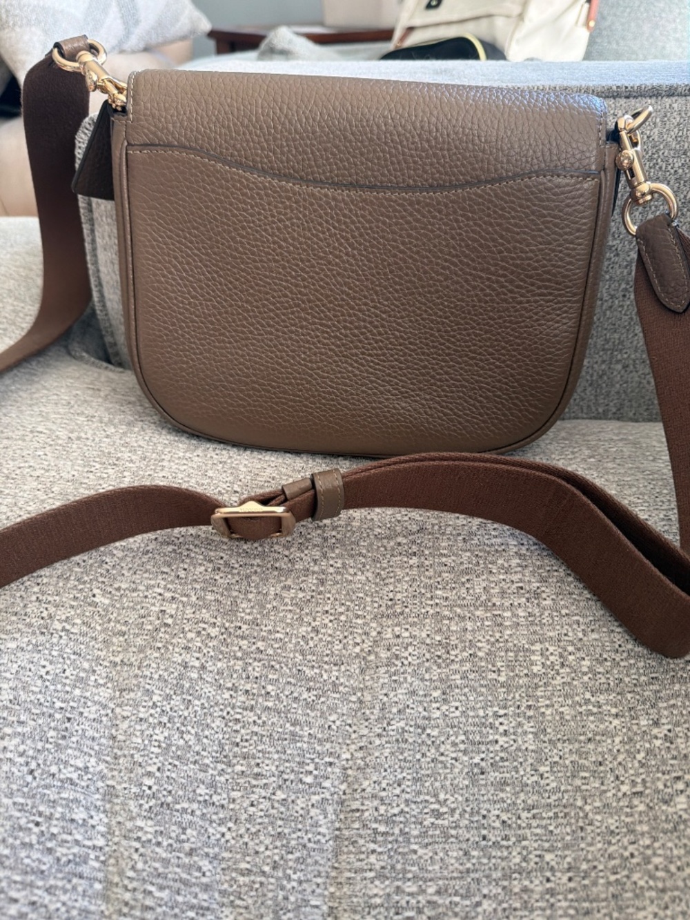 Coach Amelia Saddle Bag - Picture 3 of 3